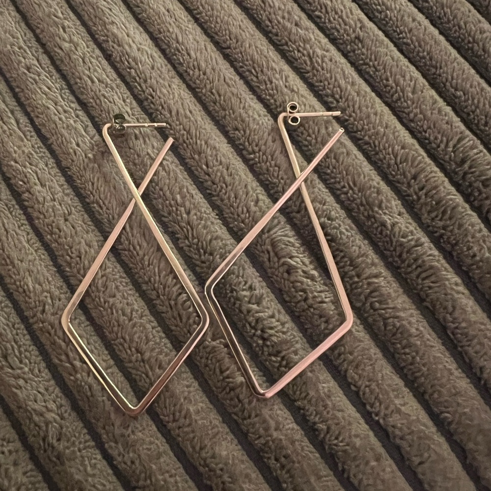 Elegant Silver  Geometric Earrings
